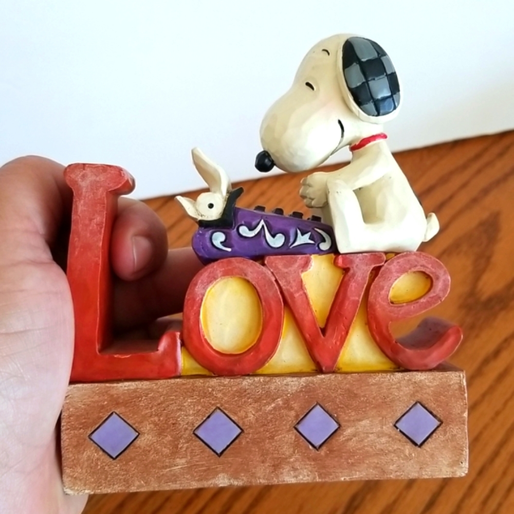Jim Shore Snoopy Peanuts Love - Picture 10 of 10